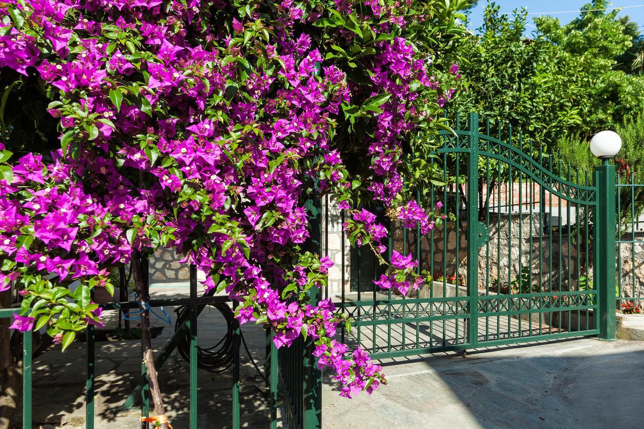 Xenios Loutra Village Mary'S House Ayía Paraskeví Exterior foto